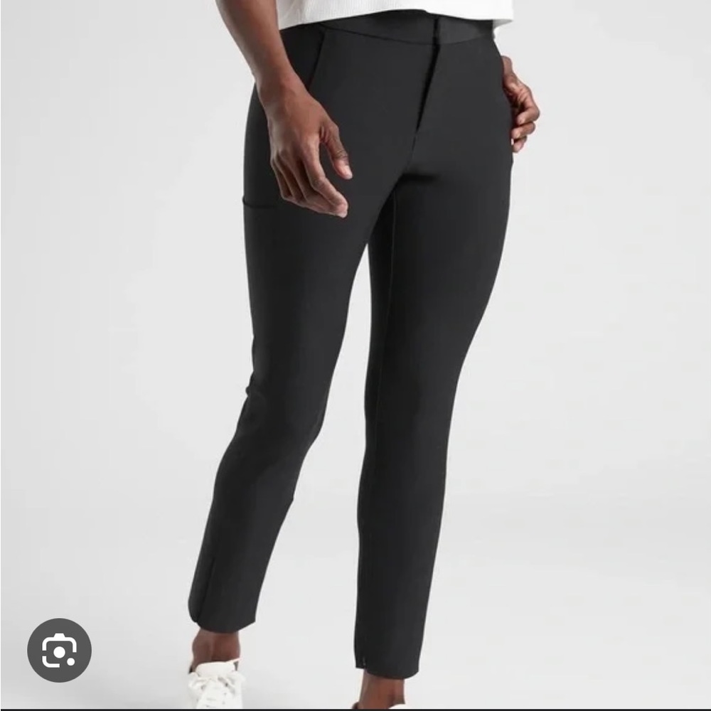 Athleta Stellar Trouser in Arbor Olive. Size 0.
